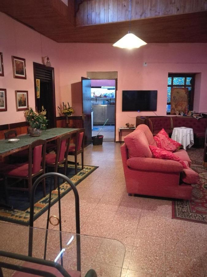 Séjour chez l'habitant Residencia Conejos - Bike & Motorbike *
